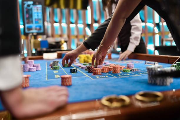 Asia Gaming live dealer table interface on penidabet bet showing blackjack and roulette